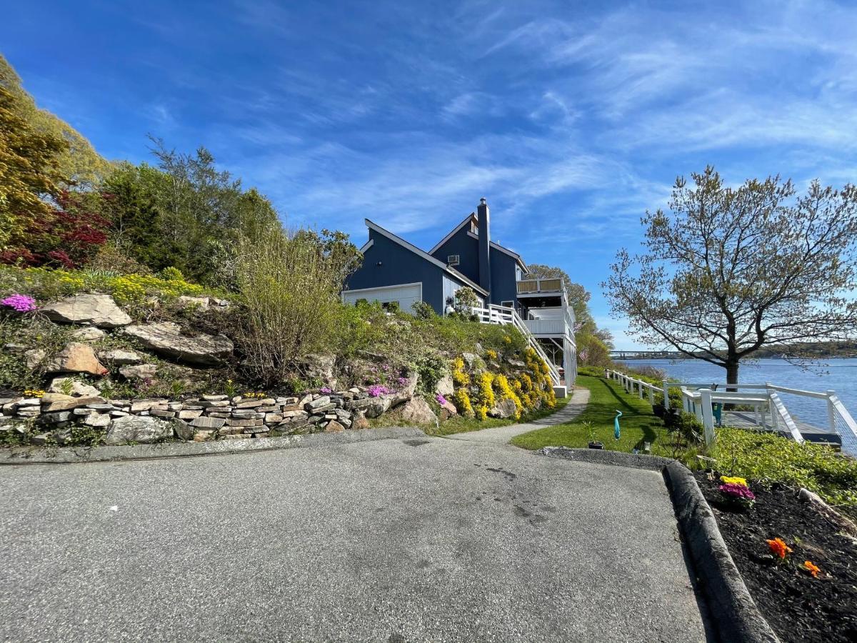 Waterfront Home With A View กรอตัน ภายนอก รูปภาพ